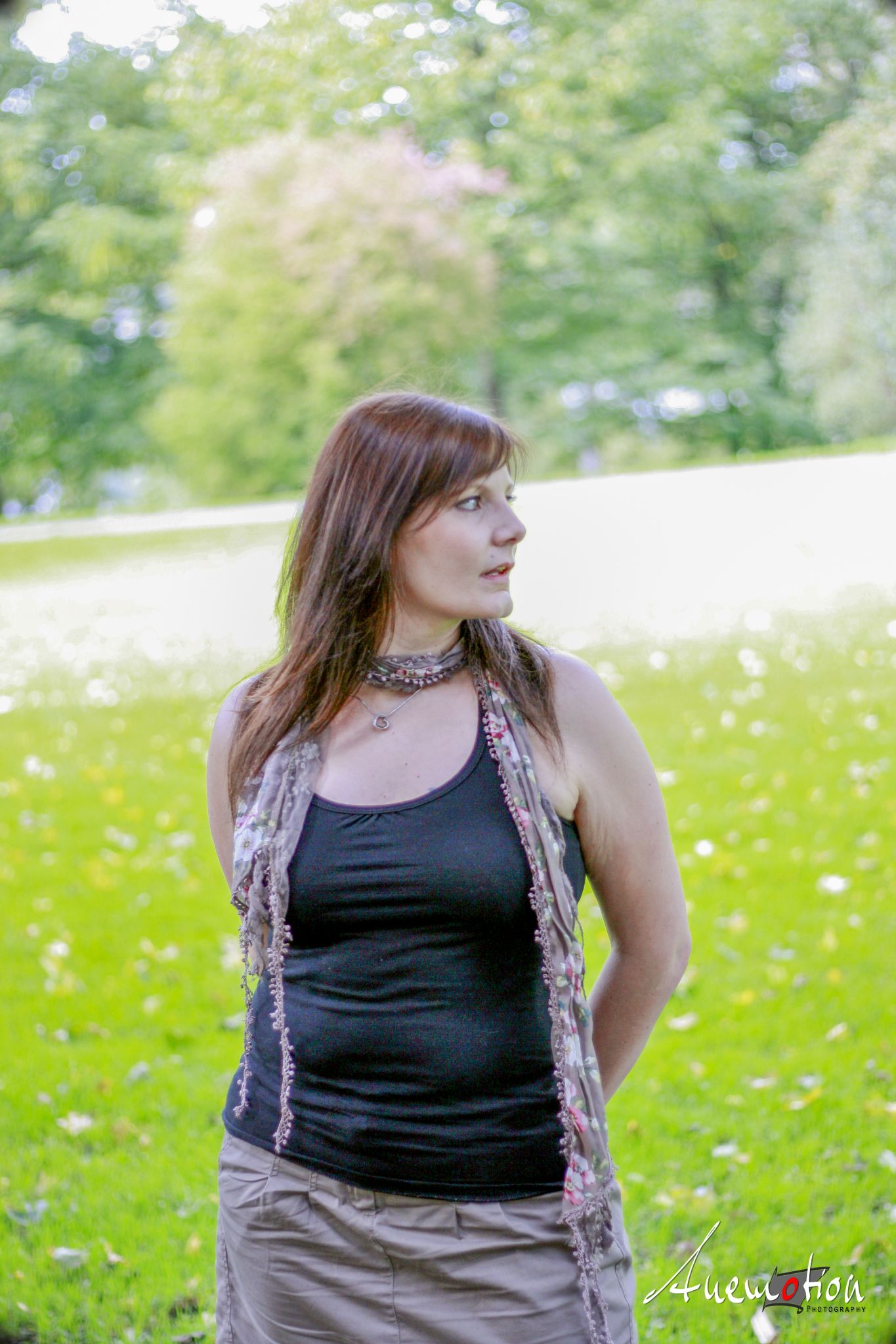 Nadine (2)